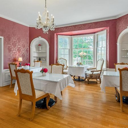 Beland Mansion-Blooming Garden Suite! Fort Smith Eksteriør bilde
